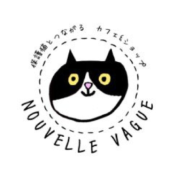 保護猫とつながるカフェNouvellevague様のロゴ